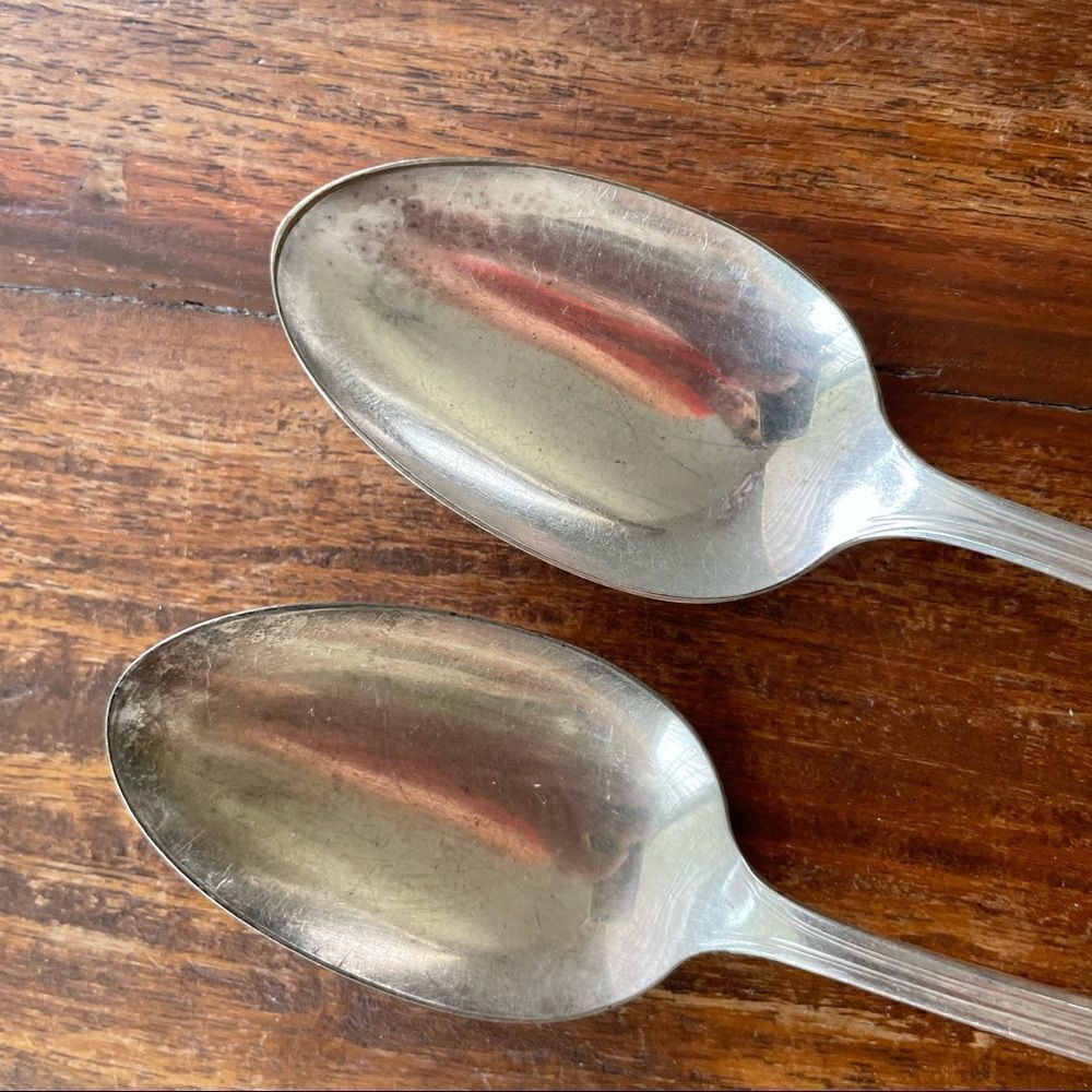Set of 2 R & B A1 Dinner Silver Spoons, Manor Pattern - Picture 10 of 13
